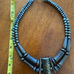 Artisan? Gorgeous bronze tone earthy necklace